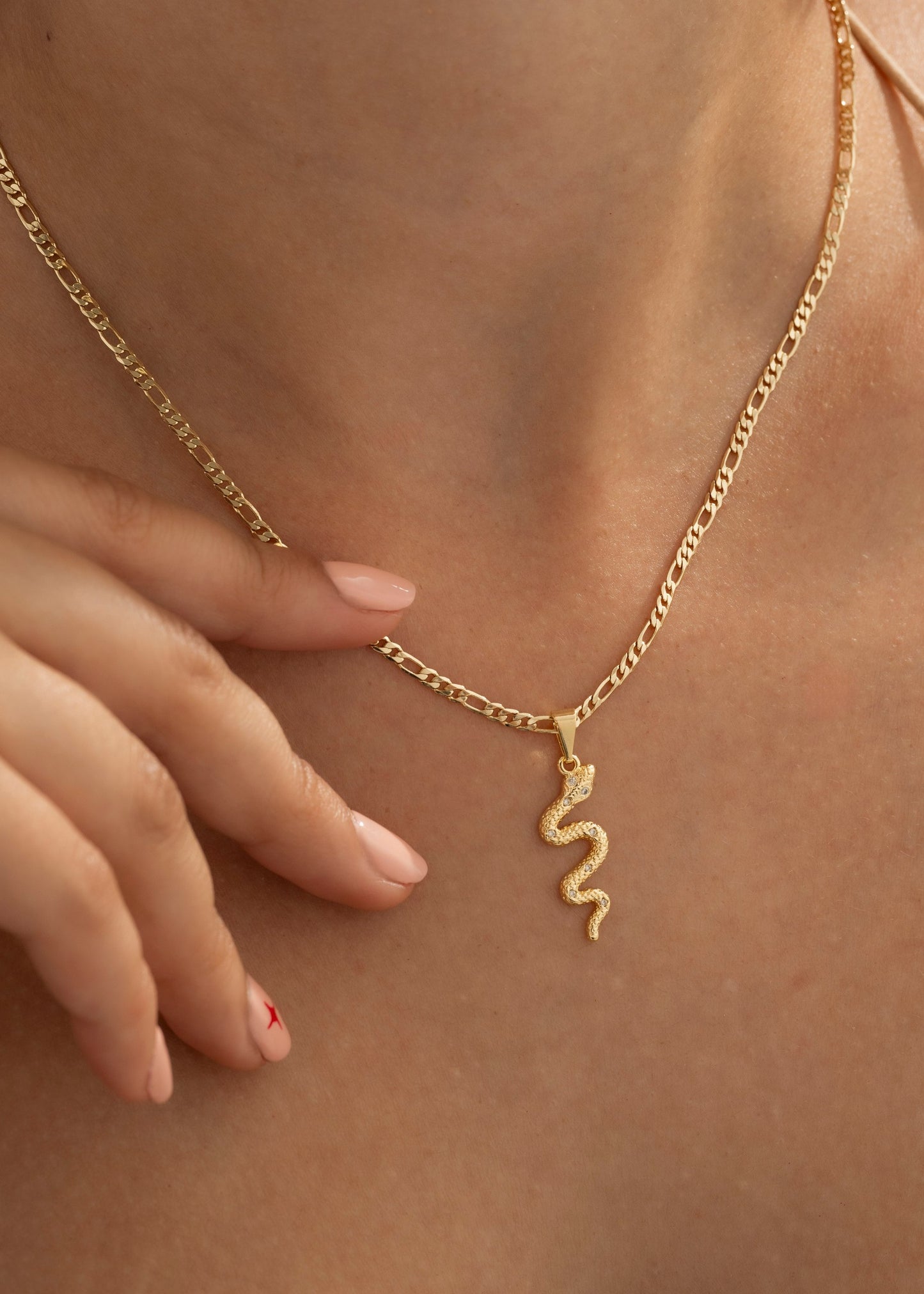 Cadena Cartier 3*1 diamantada delgada